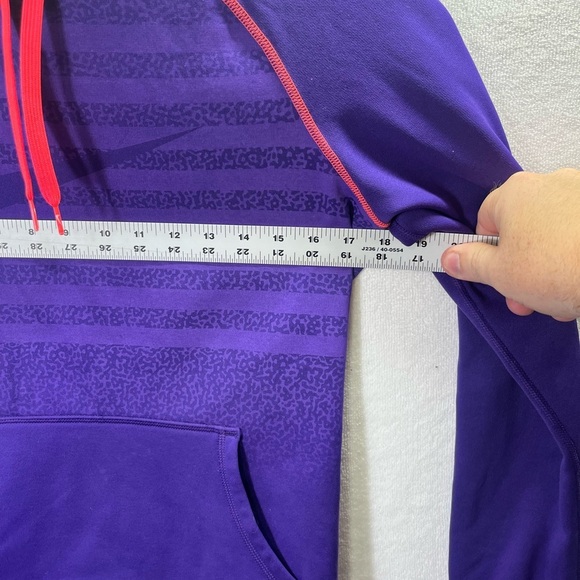 Nike Therma-Fit Purple Hoodie Womens S Sportswear Workout Comfy sweatshirt 2265 - Picture 4 of 8